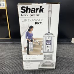 Shark Navigated Lift Away Pro
