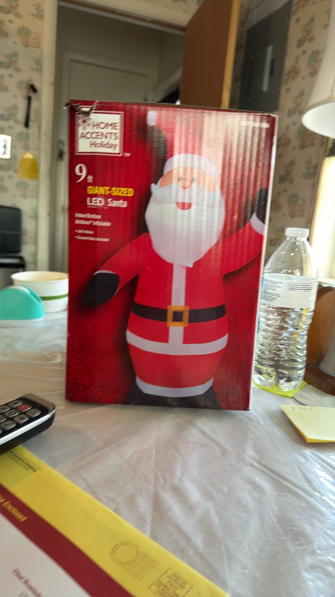 9 Ft Indoor/outdoor Giant Sized Air blown Santa