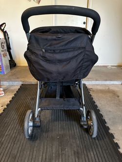 Britax B-Lively Stroller
