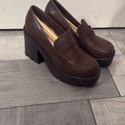 Women’s penny loafers