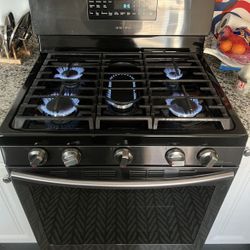 Samsung 5.8 Cu .Ft. Stainless 5 Burner Freestanding Gas Range 