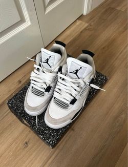 Jordan 4 military black