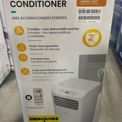 Air Conditioner Hi-Sense 250Sqft. 6000BTU Portable Air conditioner 