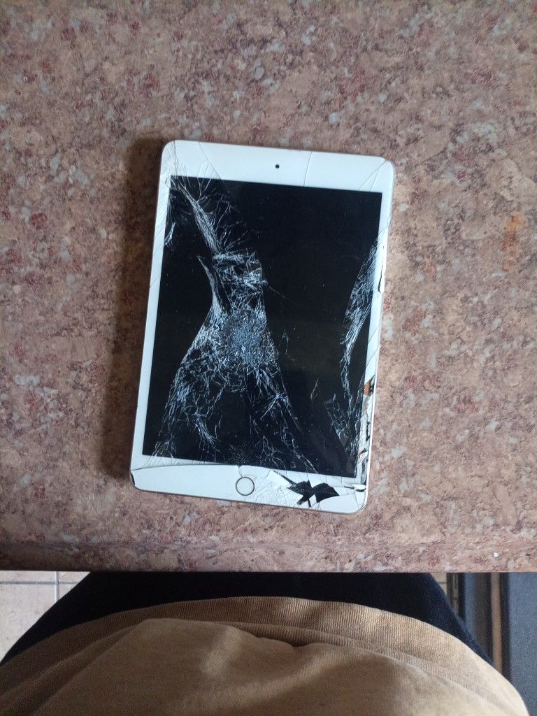 Apple iPad For Parts