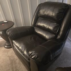 DARK VINYL RECLINER CHAIR