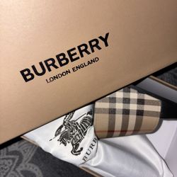 Burberry Slides