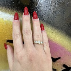 14k NAT DIAMOND RING 