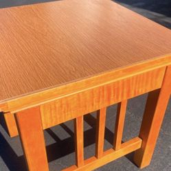 WOOD TABLE