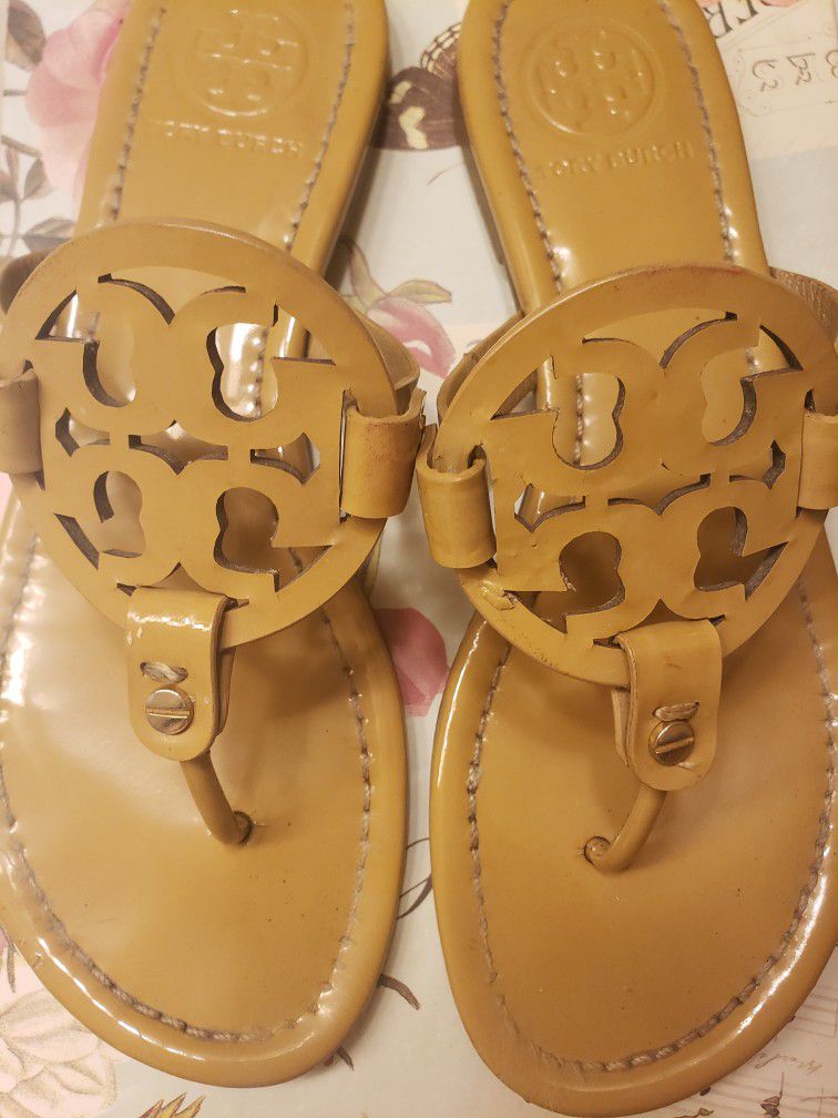 Tory Burch Millers 7 1/2