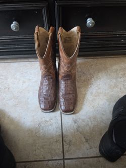 Kids boots