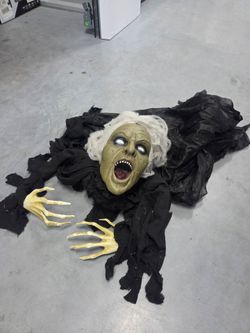 Haloween decor Crawling Witch Halloween Ground Decoration