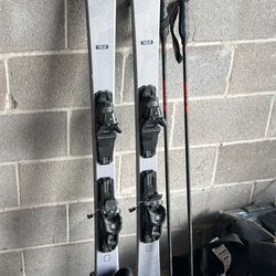 Salomon skiing Set