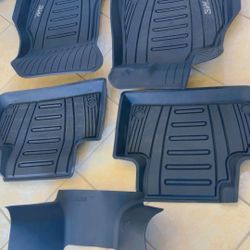 Audi Q5 All Weather Floor Mats