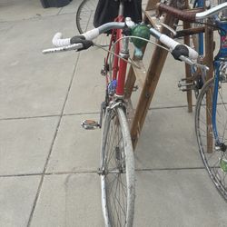 Vintage Cinelli Road Bike with Brooks Saddle and Bag