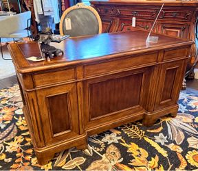 Sligh Desk - 20% OFF OFFER!!!