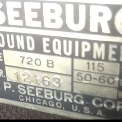 2 Different Seeburg Jukebox Tube Amplifiers In Kent 
