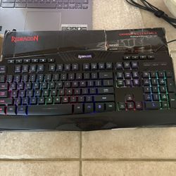 REDRAGON 2 in 1 Gaming Mouse and Keyboard 
