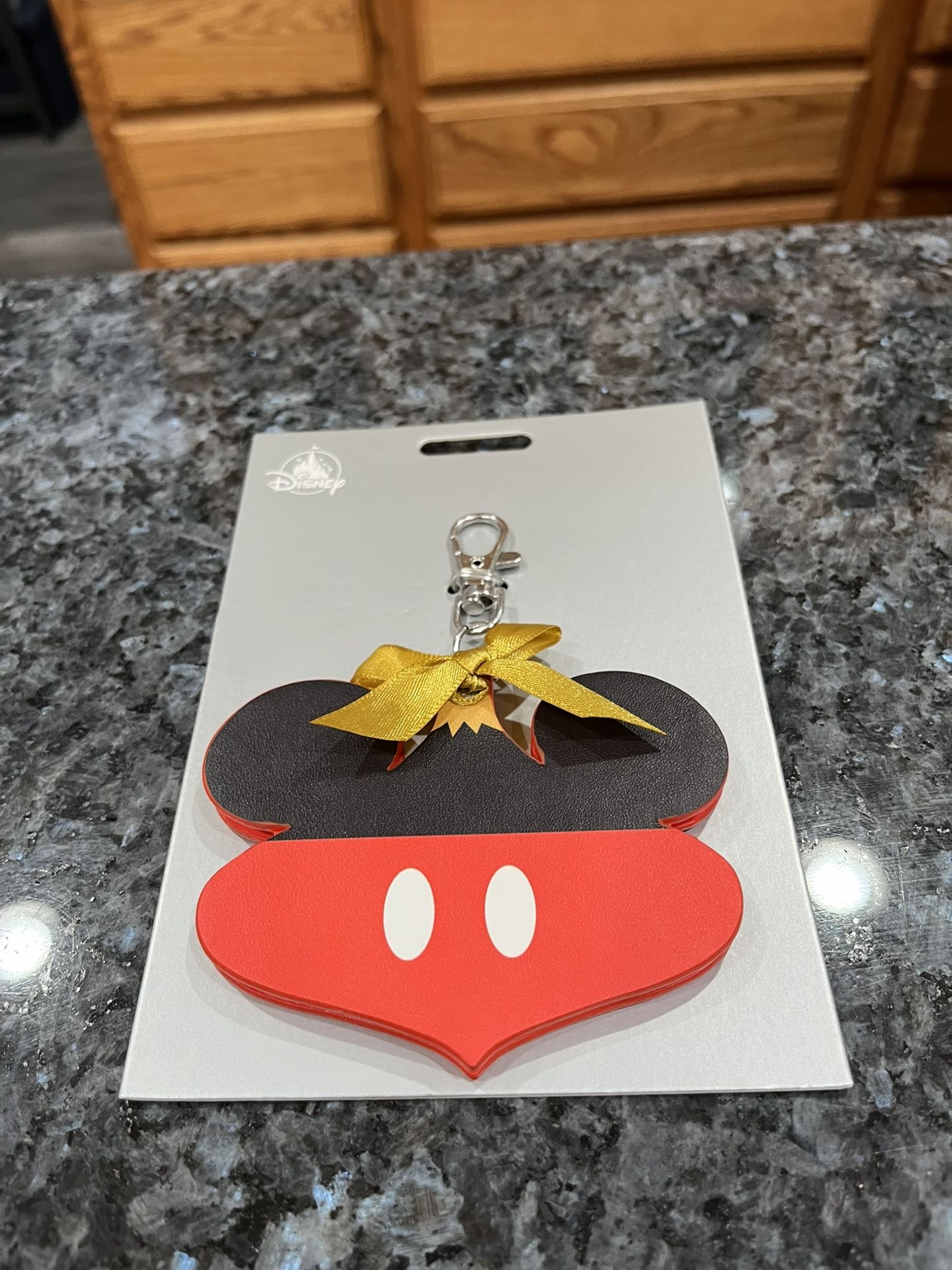 Disney Parks Mickey Mouse Christmas Holiday Keychain Ornament Photo Frame. Brand new on original card. Smoke free home