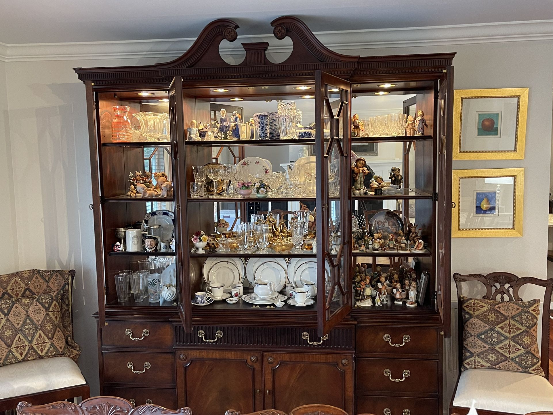 Mahogany Georgian Henkel Harris China Cabinet