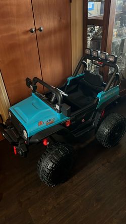 Kids remote jeep .