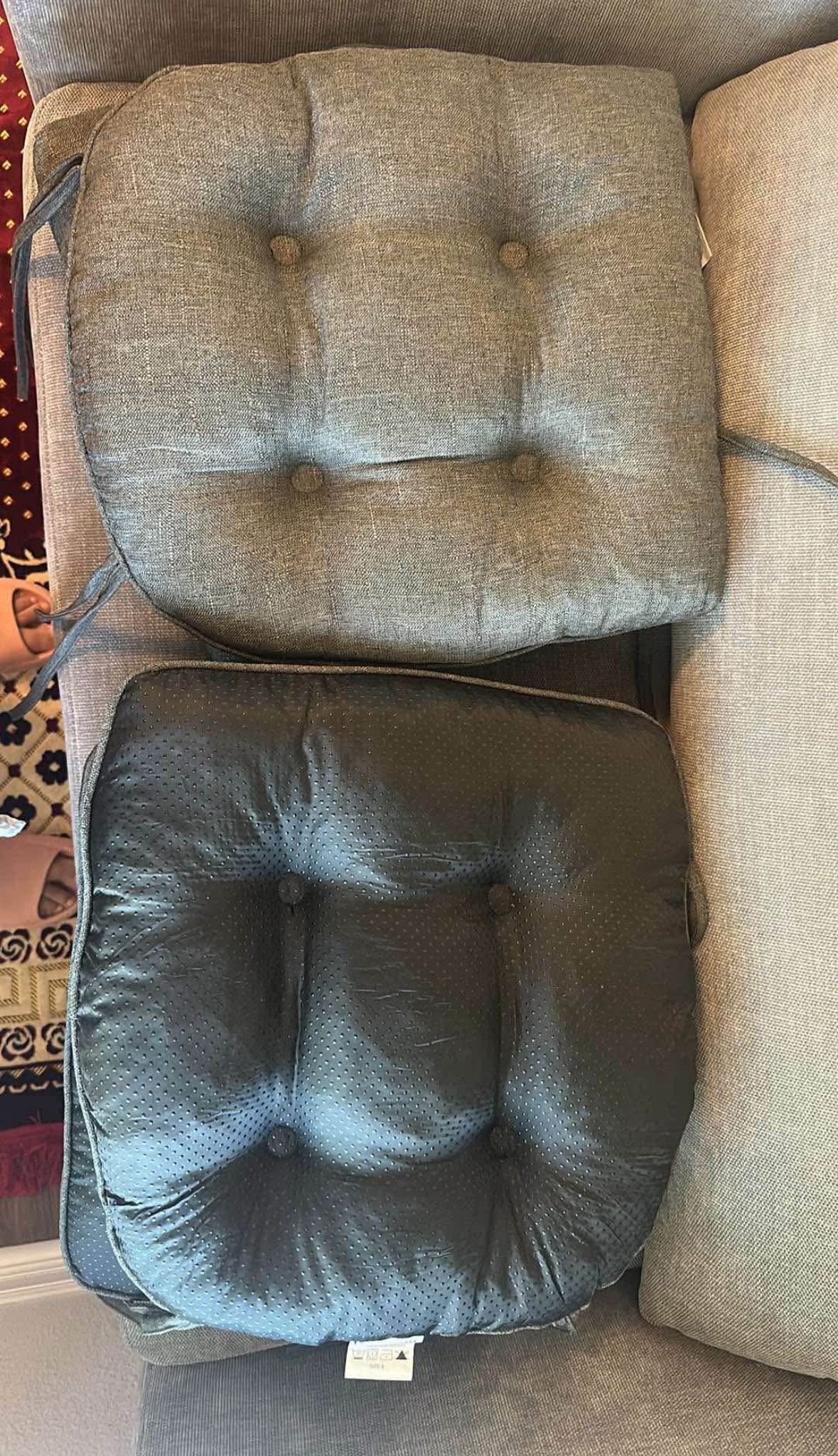 4 seat cushions gray