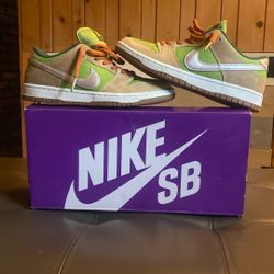 Nike SB Dunk Low Escargot Men’s 7.5 