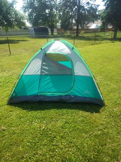 Quest 7'x6' Tent