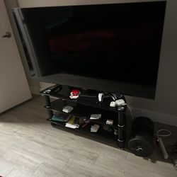 Samsung 4k ‘55 QLED TV (QE50Q60A) Ultra HD 4K Smart TV/WiFi (Great Condition) 