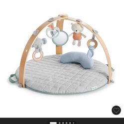 Ingenuity Cozy Spot Reversible Duvet Activity Gym with Wooden Toy Bar - Loamy