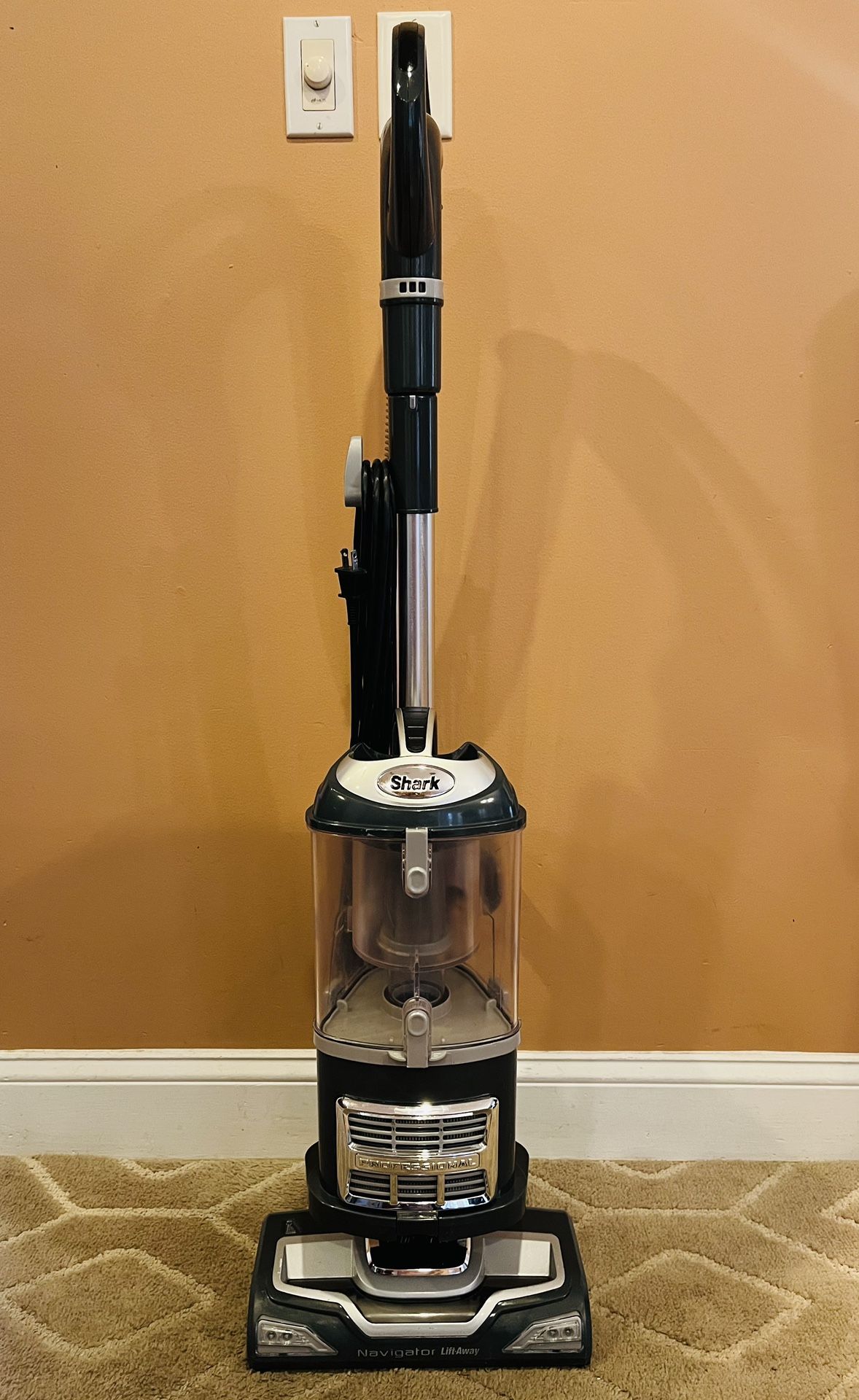 Shark Navigator Lift Away, Vacuum Cleaner