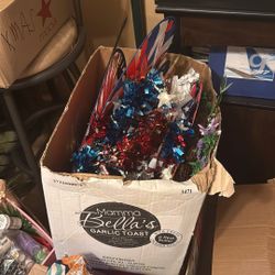 American Holiday Decorations 