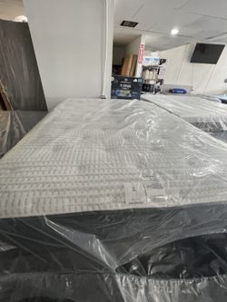 Brand New Queen Mattress
