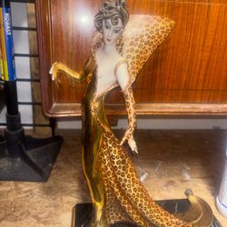 Giuseppe Armani Figurine Leopard Gold Dress Florence Italy Statue