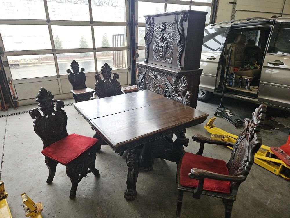 Rj Horner, Renaissance, Gothic, Victorian?? Dining Set