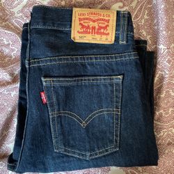 Levi’s Pants