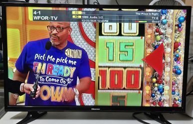 Hisense 32H3B1 32β Smart TV β Pre-Owned β Includes Remote β Great Condition