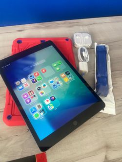 📱 Apple iPad 8th Generation (10.2” Retina, 32GB, Wi-Fi) 🔥