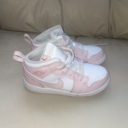Toddler Air Jordan’s And Nike Dunks