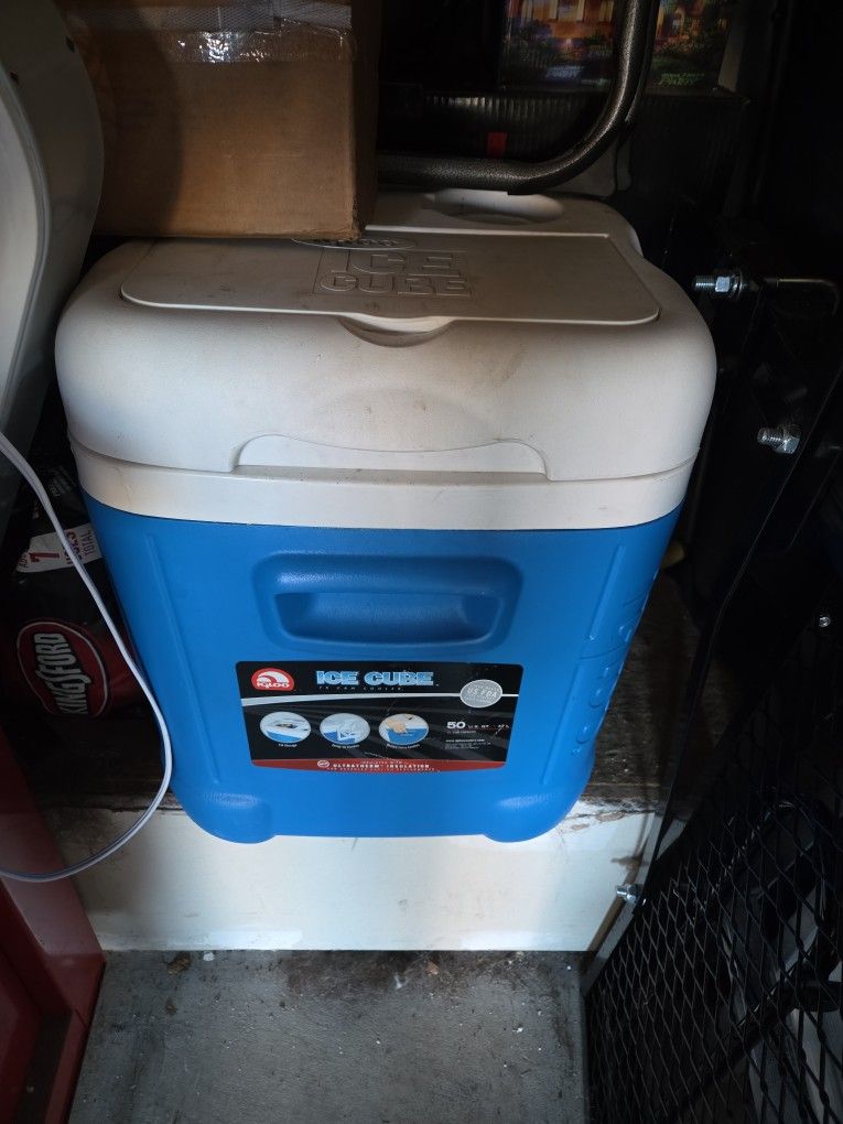 Igloo Cooler 50qt.