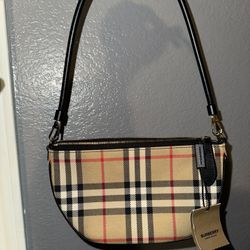 Burberry Purse 
