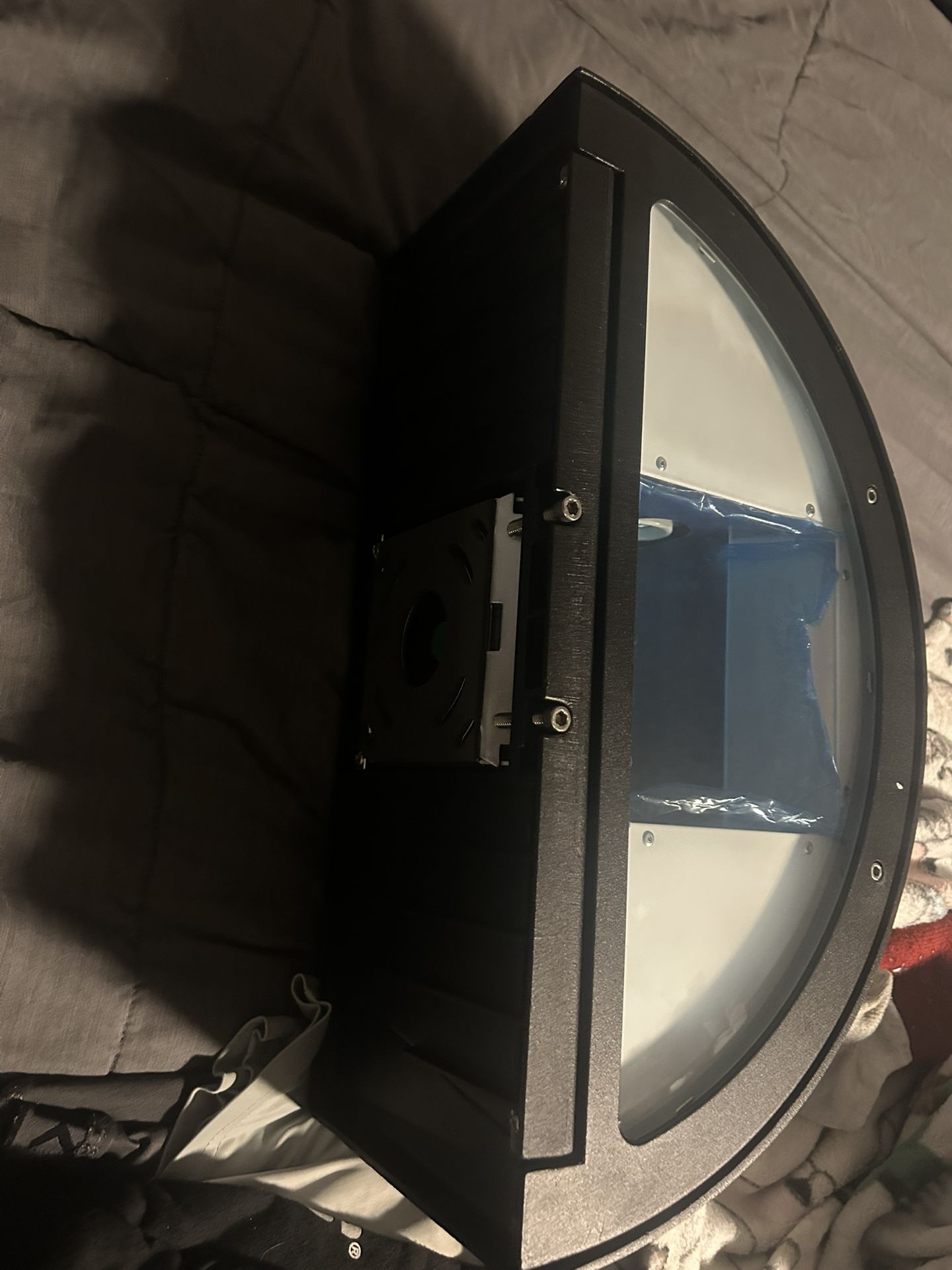 Crescent Wall Sconce Light