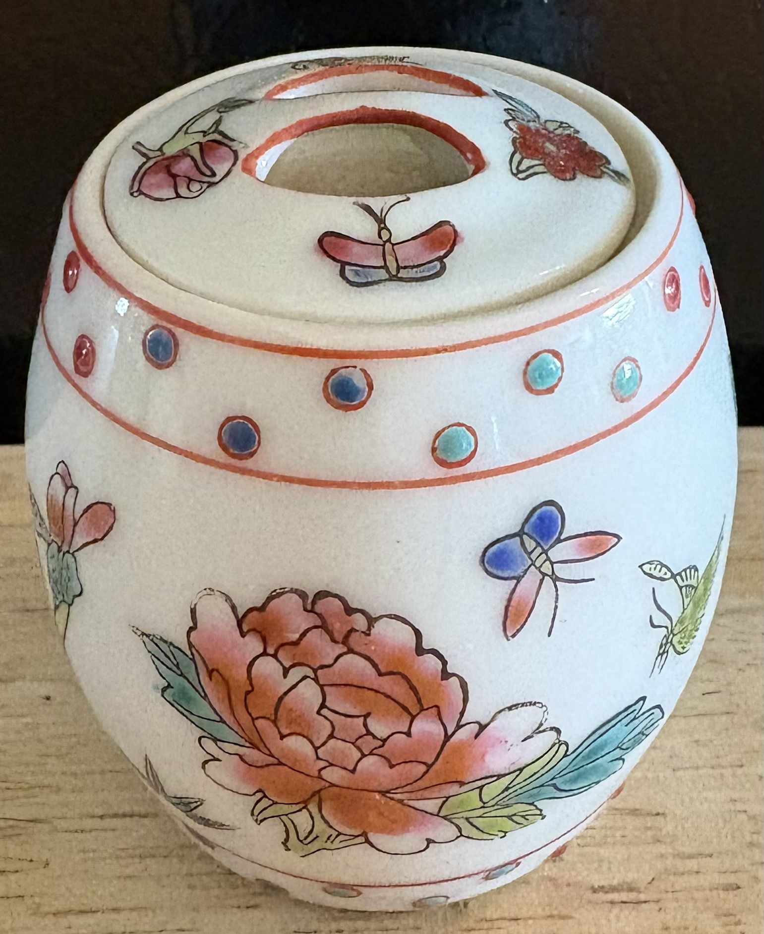 Vintage Chinese porcelain spice jar