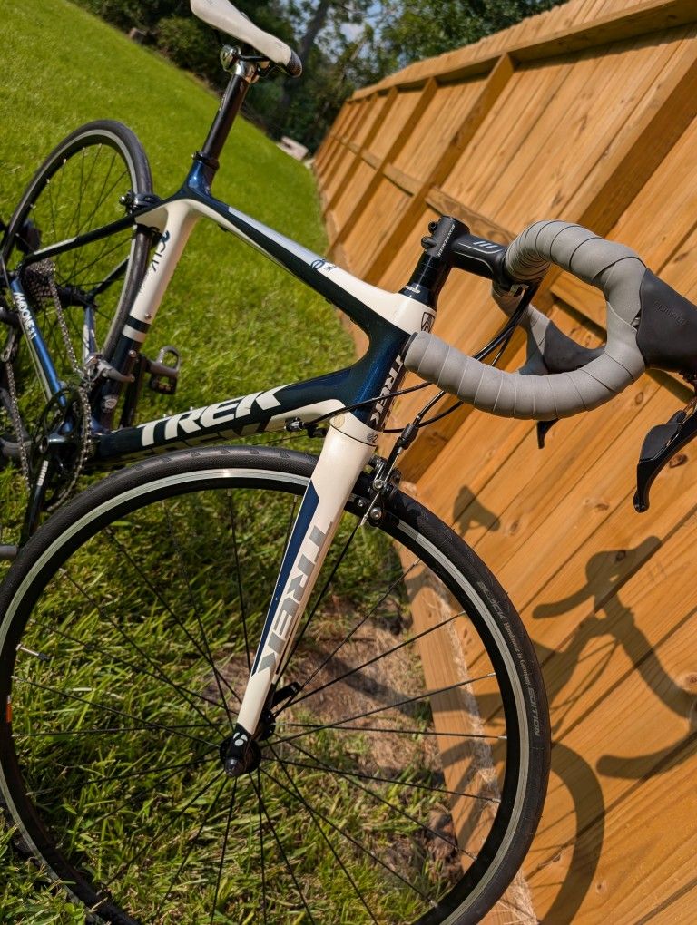 Trek Madone 3.1 Carbon Road Bike