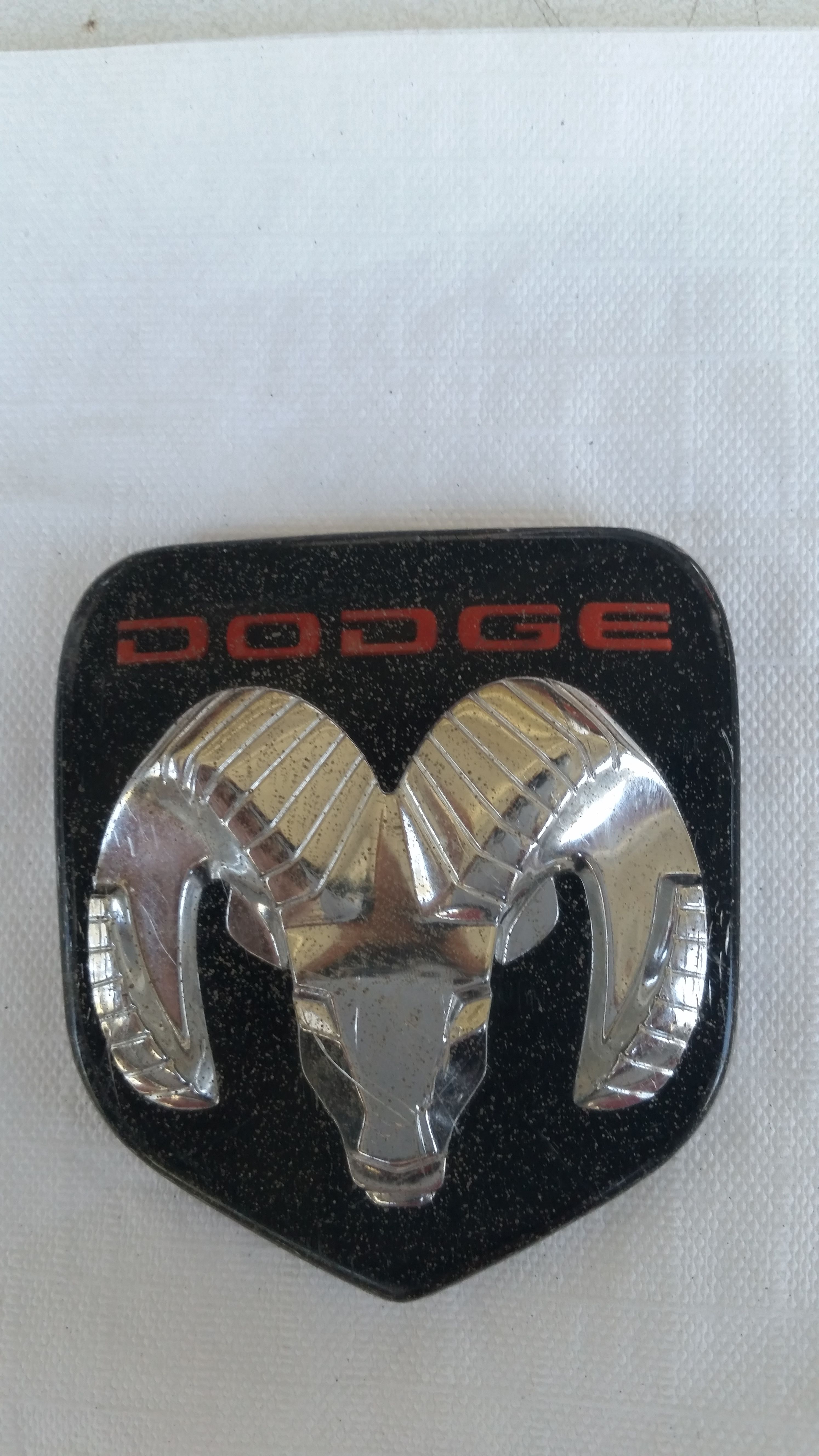 94-02 Dodge Ram Grille Emblem