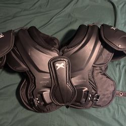 Xenith Shoulder Pads (Medium)