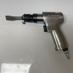 Snap on Tools Usa PH2045 NEW Air Hammer / Chisel Air Tool with Chisel 