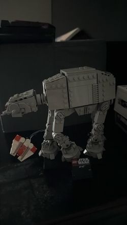 Lego Star Wars at at build display