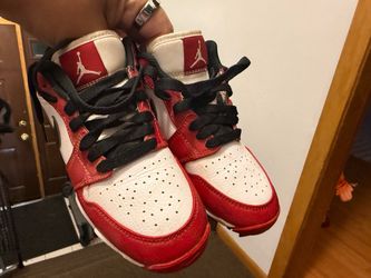 Kids Jordan’s cleats like brand new