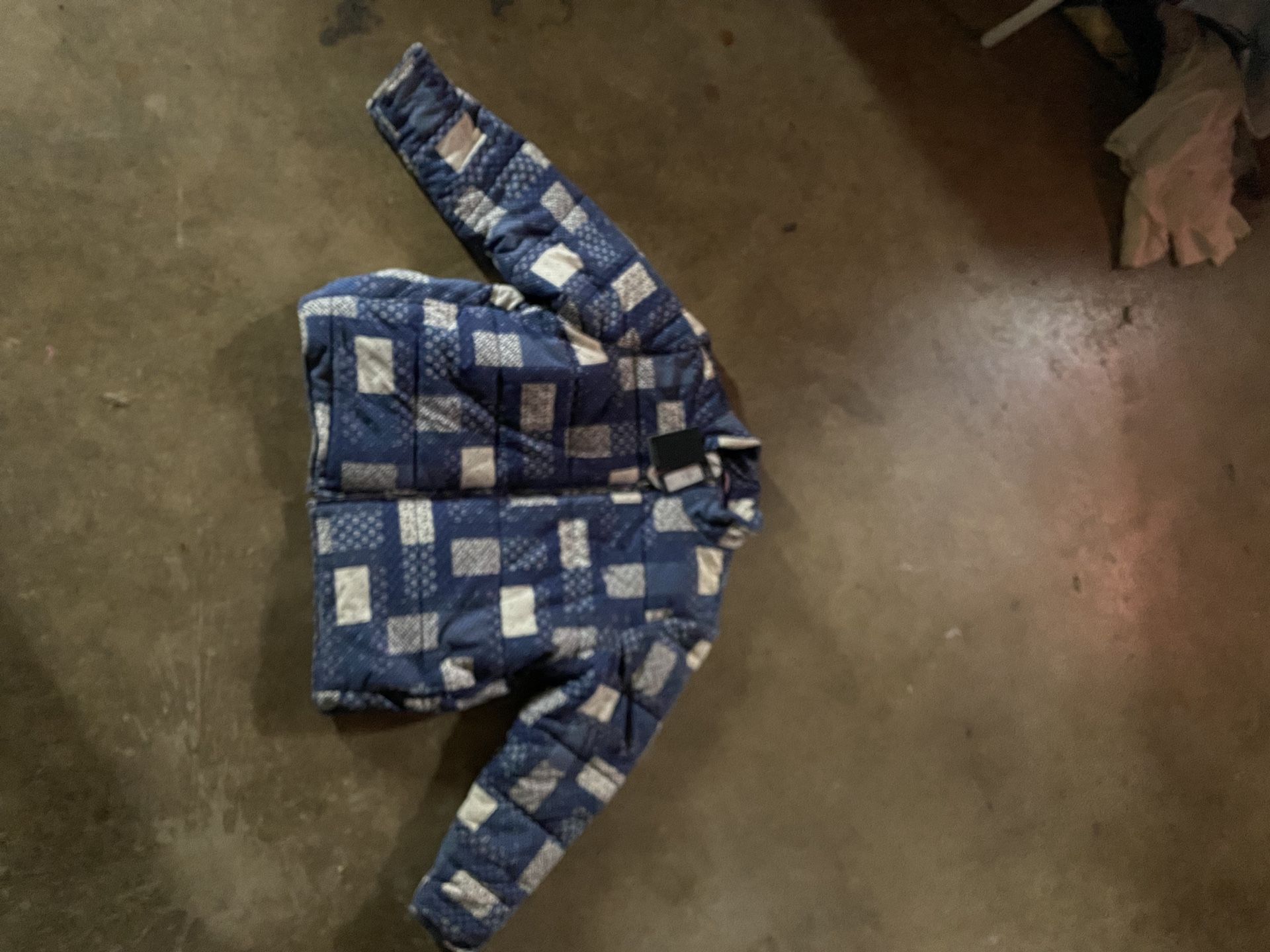 TOMMY HILFIGER JACKET with tags still