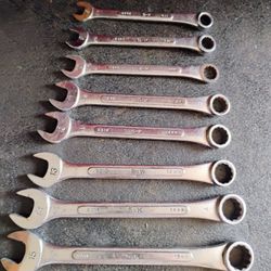 S-K Tools Eight Piece Combination 12 Point Wrench Set